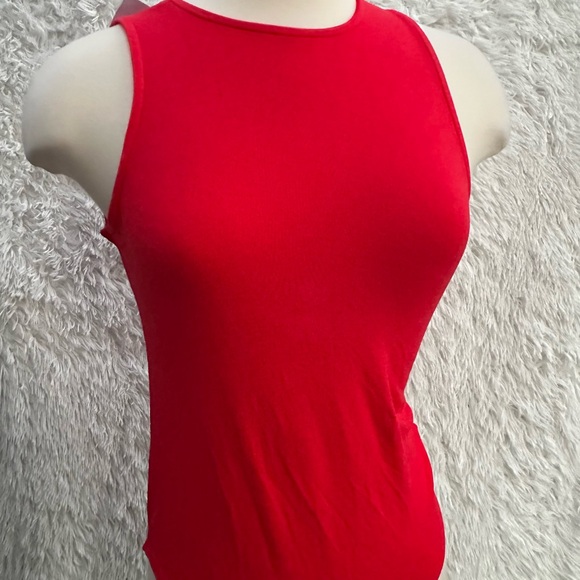 New Red Sleeveless Women's bodysuit size medium - Picture 1 of 6